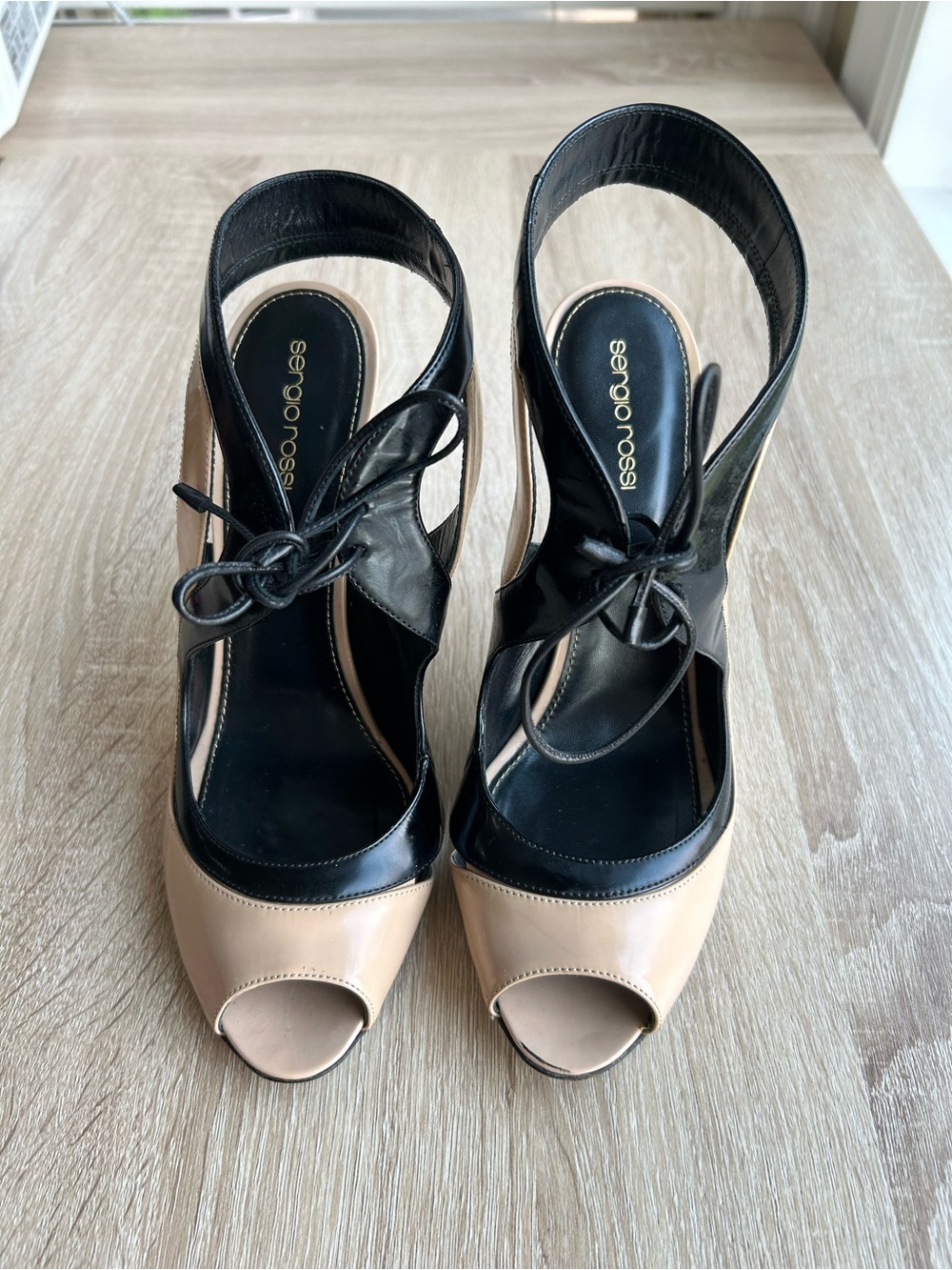 Sergio Rossi Two Tone Black Nude Tie Up Heels Y2K 41